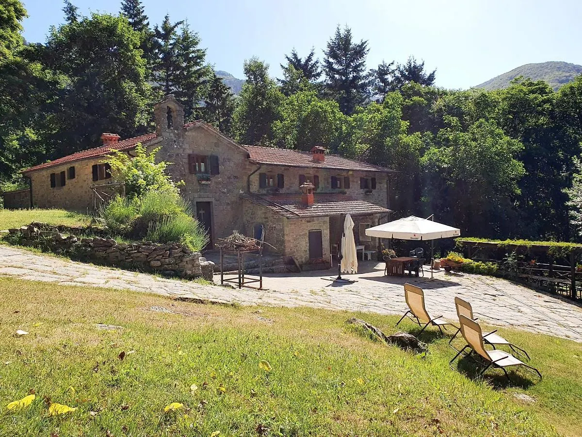 Villa Eremo Montemezzano Pratovecchio Stia Italia