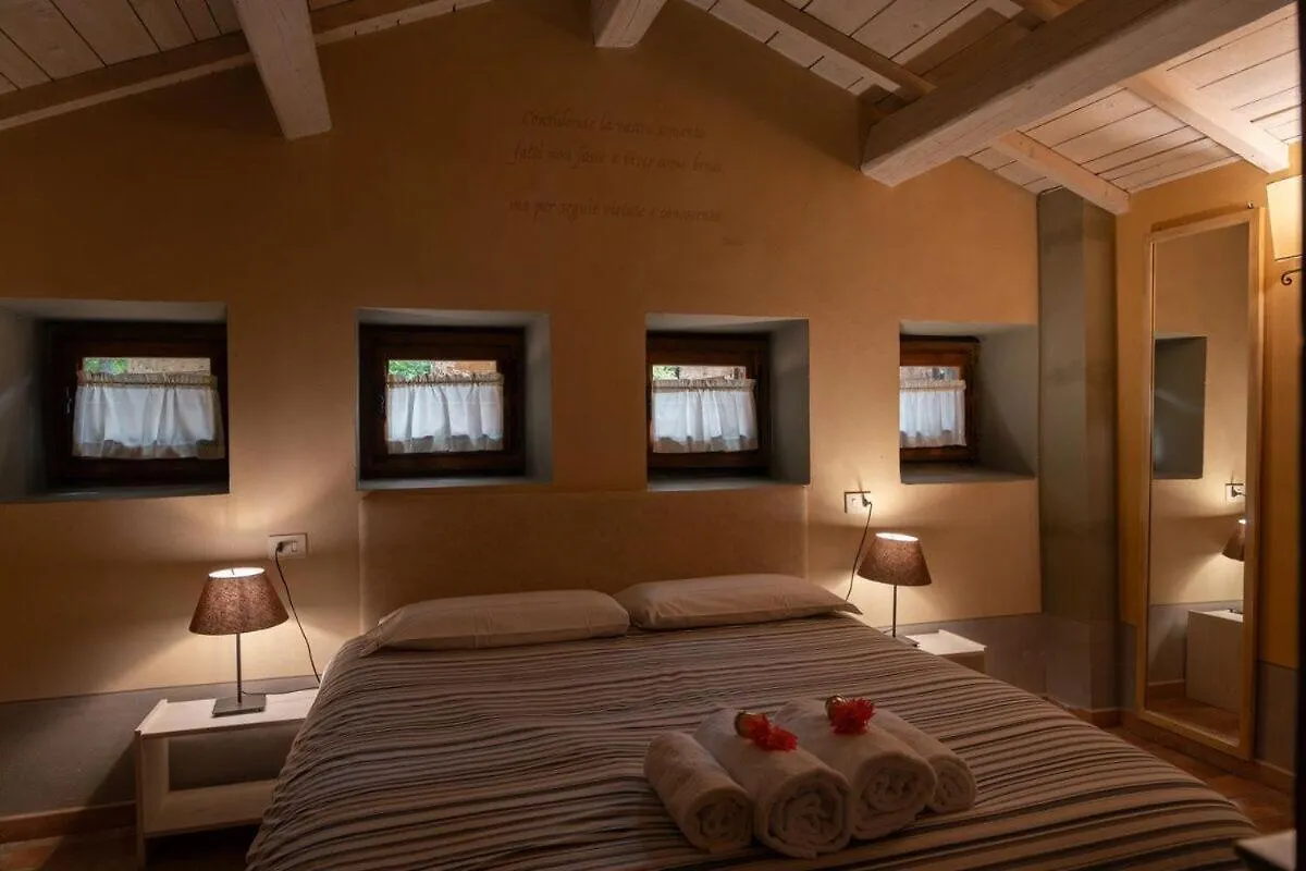 Vila Eremo Montemezzano Pratovecchio Farma